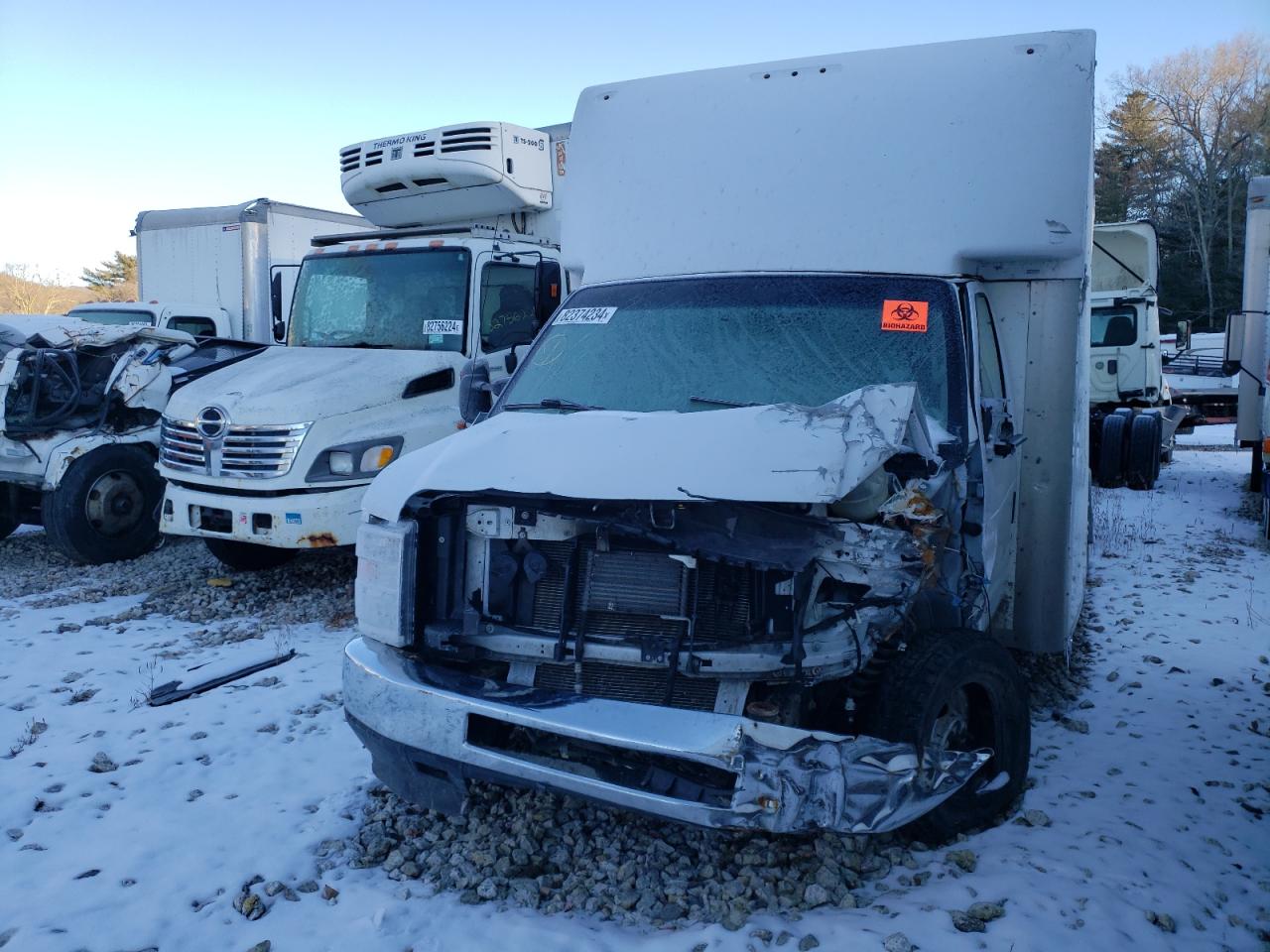 FORD F-350 E450 SUPER DUTY CUTAWAY VAN