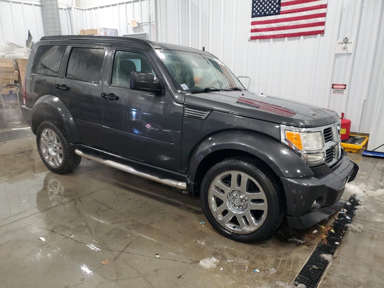 Lot #3042142638 2010 DODGE NITRO SE