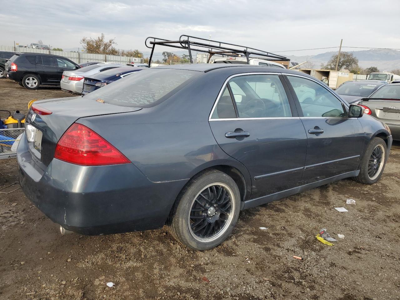 Lot #3032990011 2007 HONDA ACCORD LX