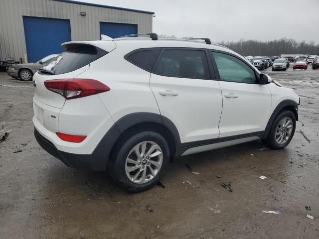 HYUNDAI TUCSON SEL 2018 white  gas KM8J3CA49JU684535 photo #4