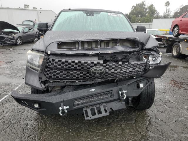 VIN 5TFEY5F10JX238564 2018 TOYOTA TUNDRA no.5