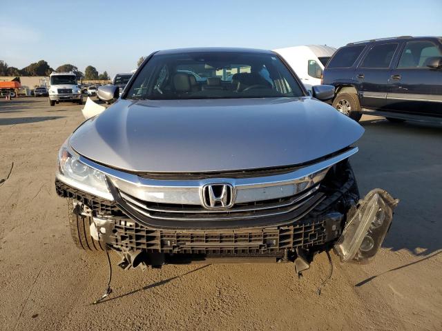 VIN 1HGCR2F66HA013580 2017 HONDA ACCORD no.5