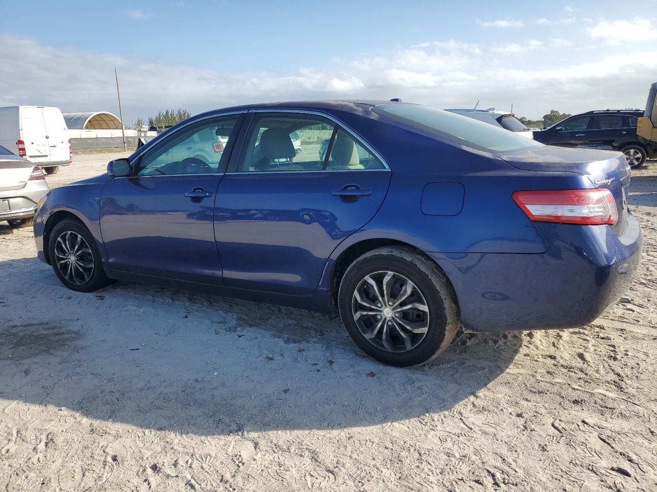 Lot #3029398682 2011 TOYOTA CAMRY BASE