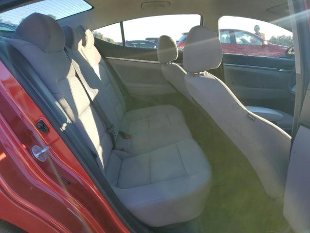 2019 HYUNDAI ELANTRA SE - 5NPD84LF3KH406653