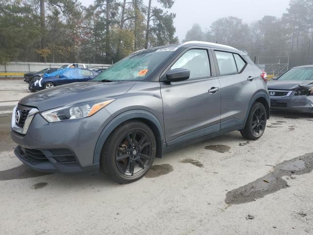 NISSAN KICKS SV