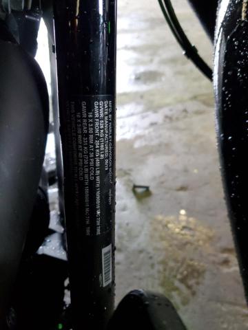2019 HARLEY-DAVIDSON FLHC 1HD1YAJ23KB070066