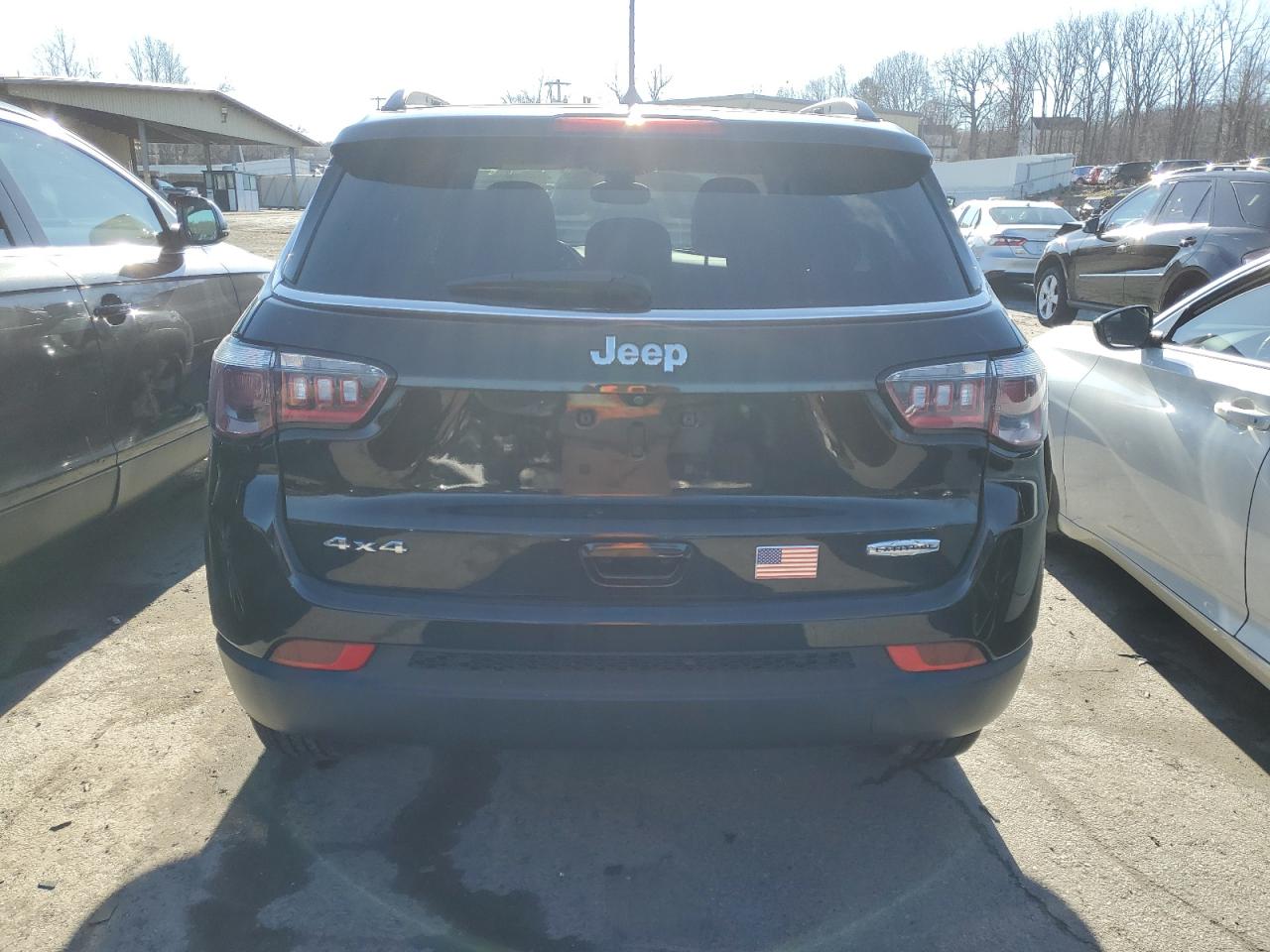 Lot #3034280137 2018 JEEP COMPASS LA