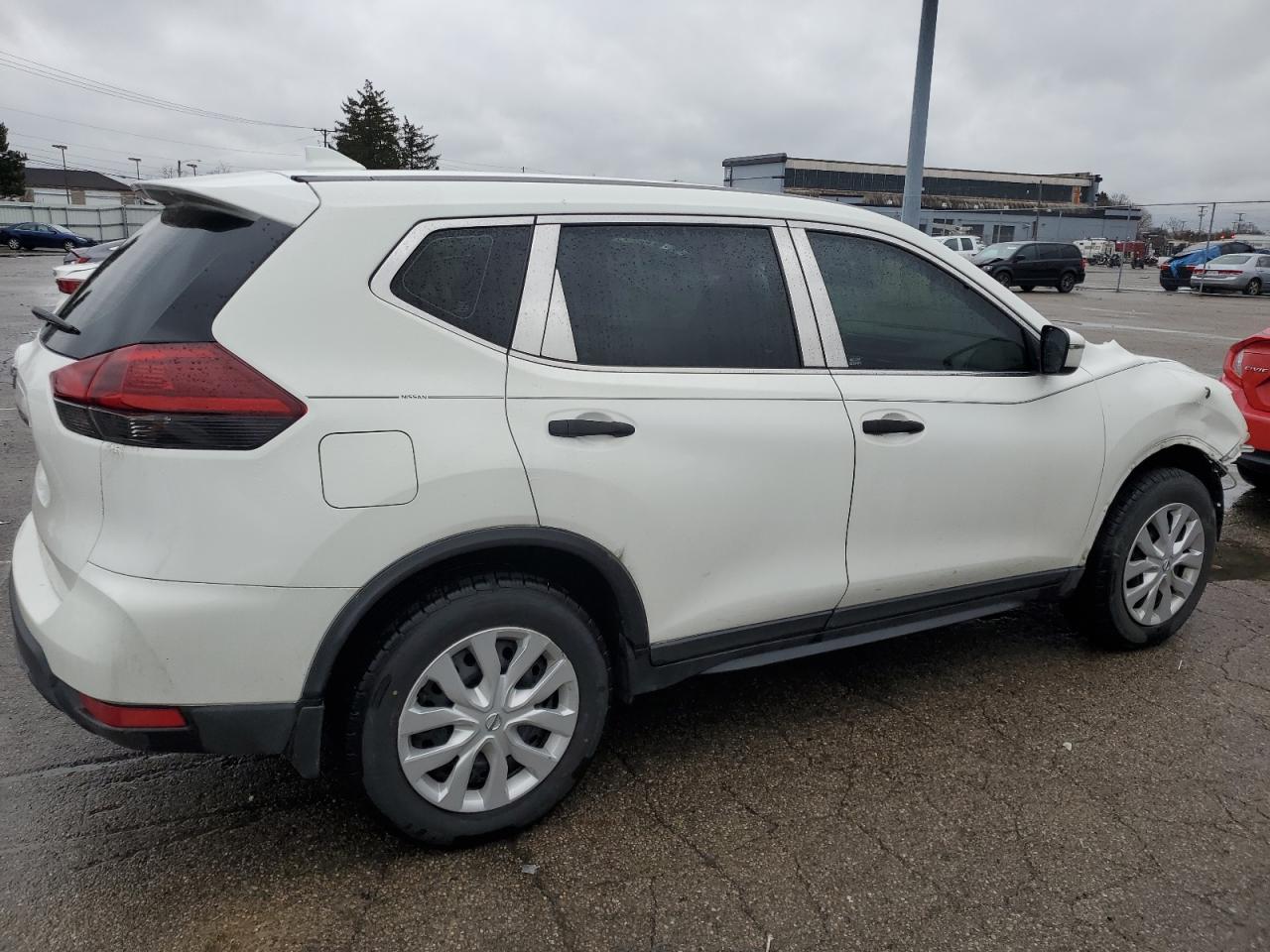 Lot #3049609678 2018 NISSAN ROGUE S