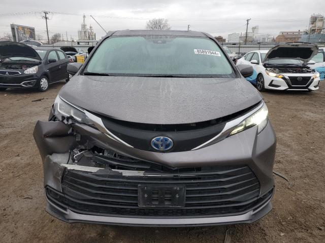 2021 TOYOTA SIENNA LE - 5TDBRKEC8MS003647