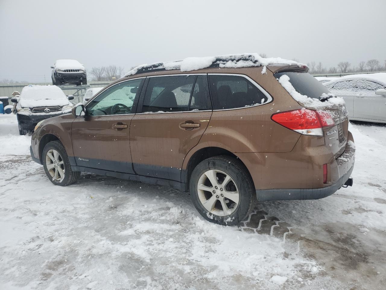 Lot #3030409533 2013 SUBARU OUTBACK 2.