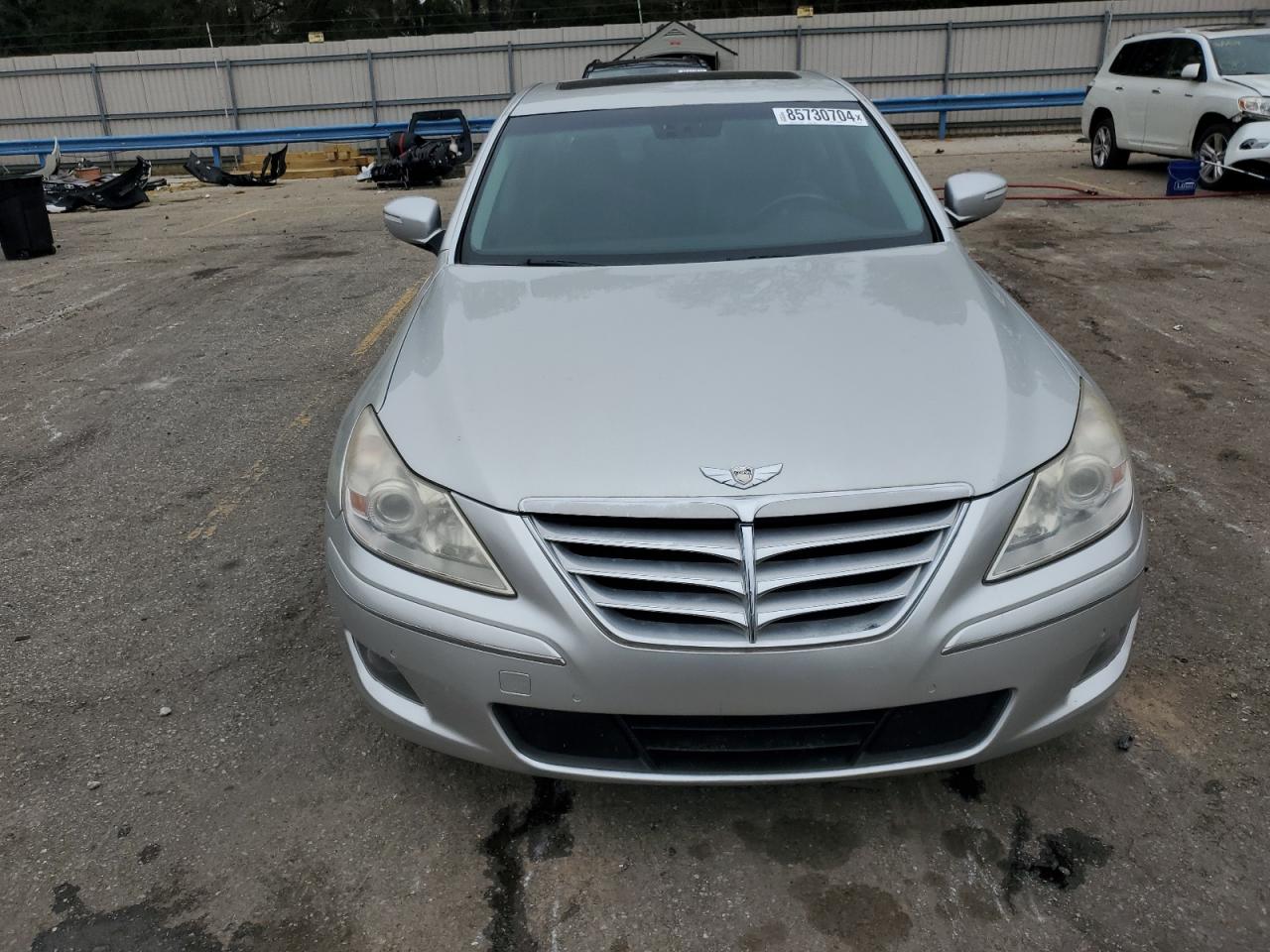 Lot #3029608070 2011 HYUNDAI GENESIS 4.