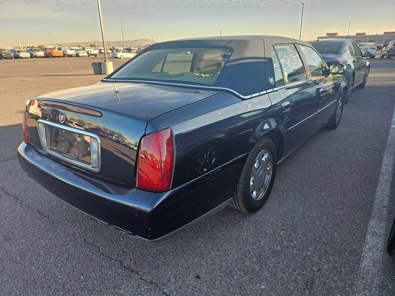 Lot #3041786415 2004 CADILLAC DEVILLE