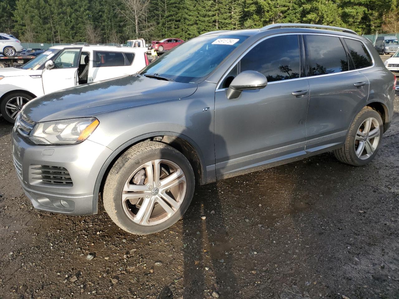 Lot #3037392734 2014 VOLKSWAGEN TOUAREG V6