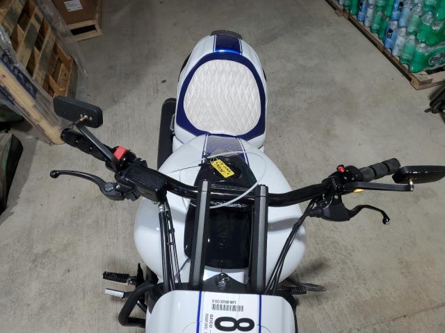 2019 SUZUKI VZR1800 JS1VY53A0K7100846