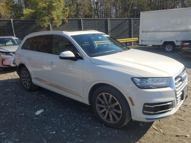 2018 AUDI Q7 WA1LAAF7XJD019535