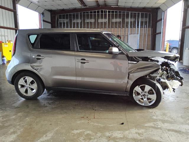 VIN KNDJN2A24J7549758 2018 KIA SOUL no.4