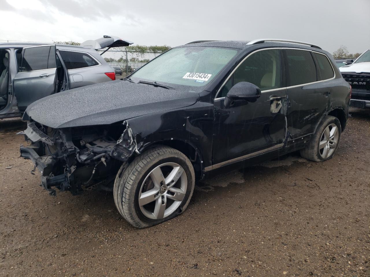 Lot #3029729664 2013 VOLKSWAGEN TOUAREG V6