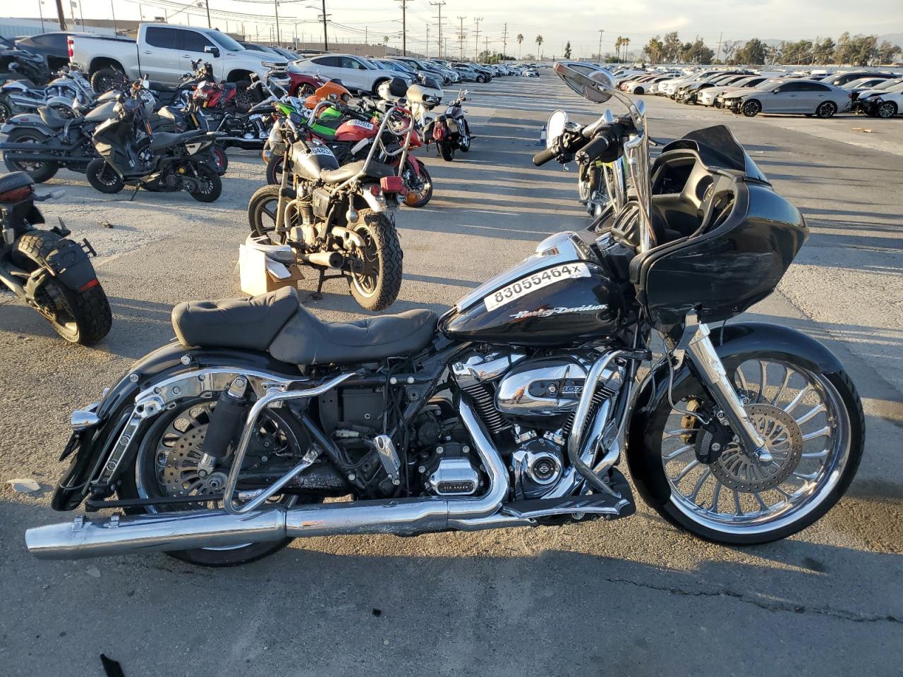 1HD1KHC3XHB648589 HARLEY-DAVIDSON FLTRX ROAD 2017