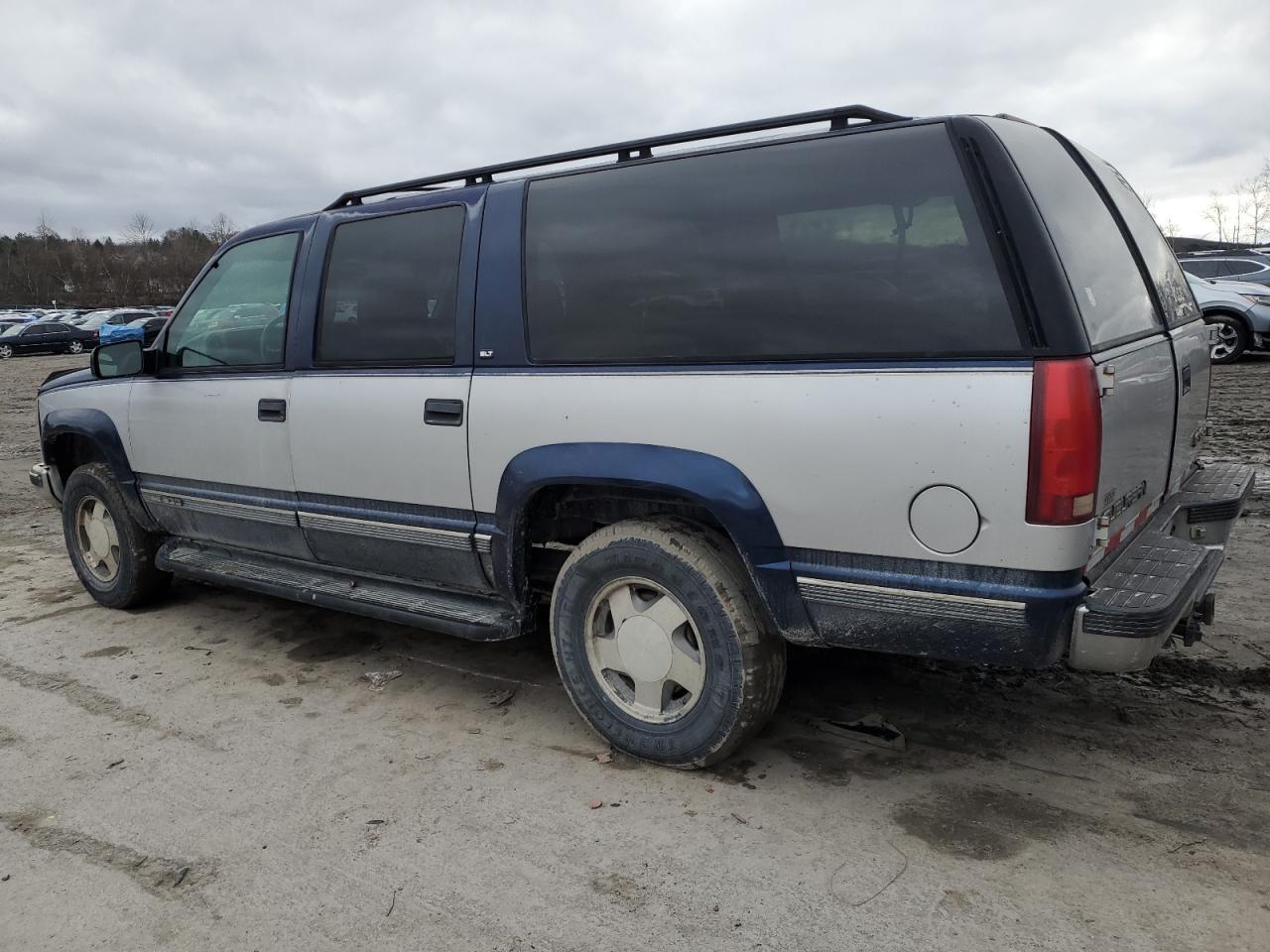 Lot #3048581892 1997 GMC SUBURBAN K