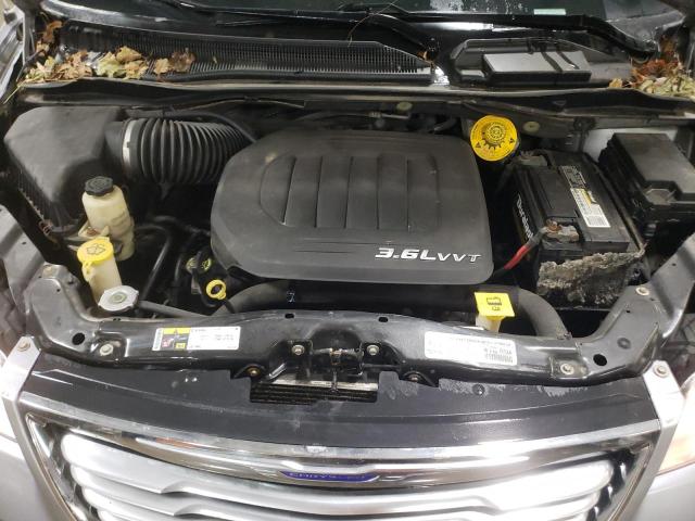 2015 CHRYSLER TOWN & COU - 2C4RC1BG1FR538655