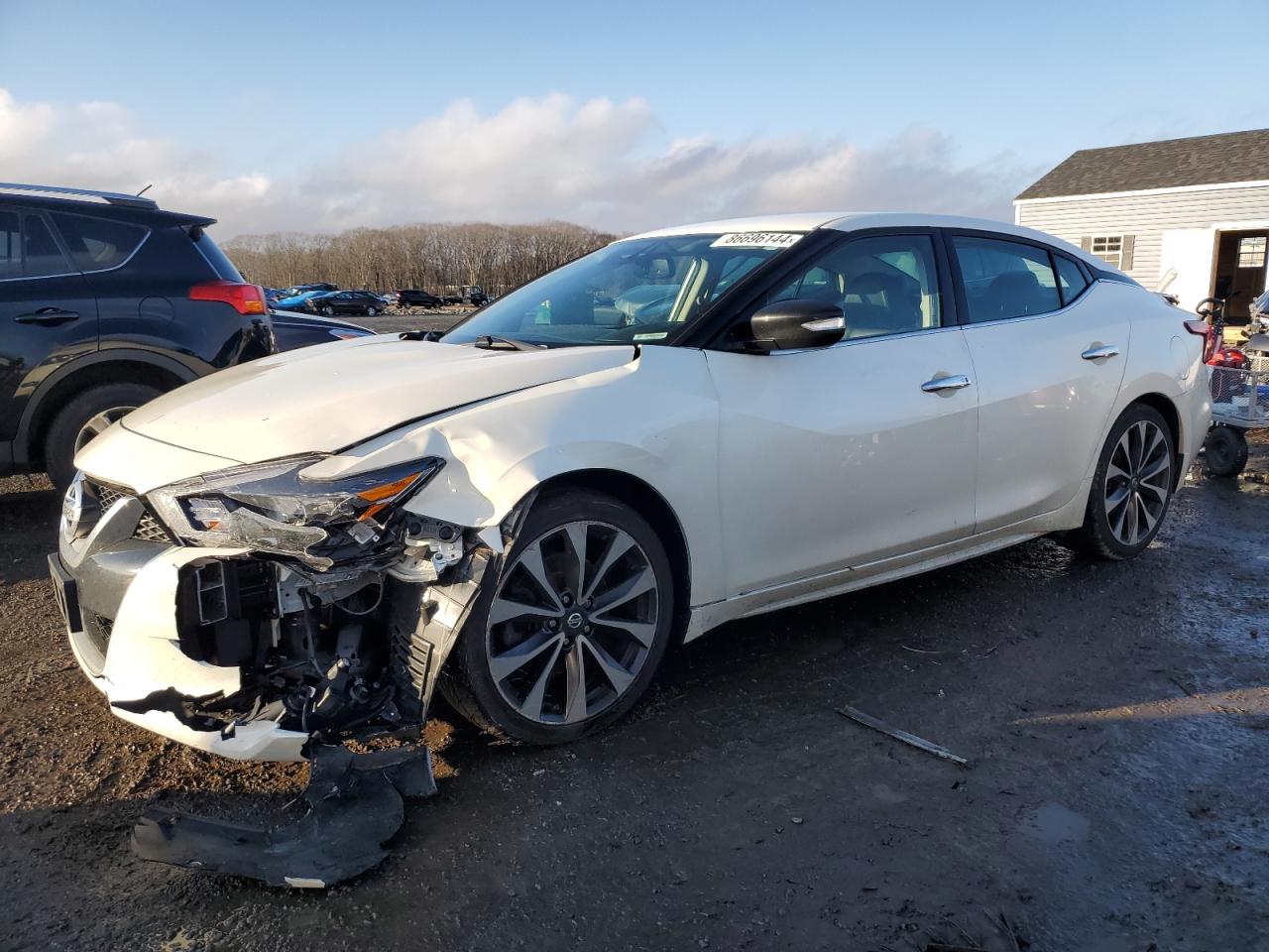  Salvage Nissan Maxima