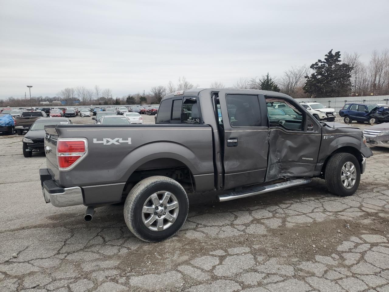 Lot #3033032010 2014 FORD F150 SUPER