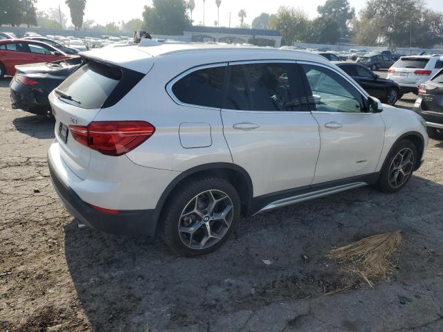 VIN WBXHU7C39H5H37093 2017 BMW X1 no.3