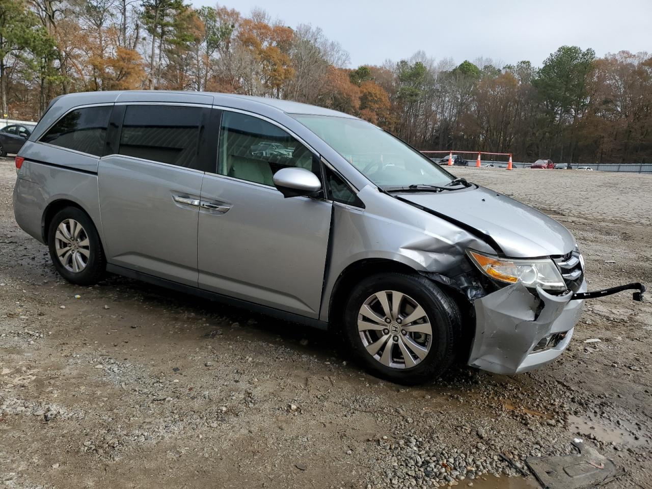 Lot #3025709301 2016 HONDA ODYSSEY SE