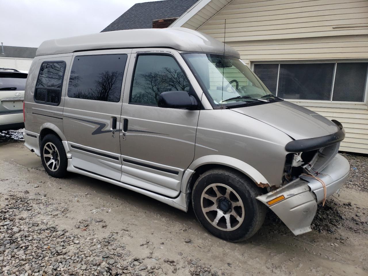 Lot #3048562869 2004 CHEVROLET ASTRO