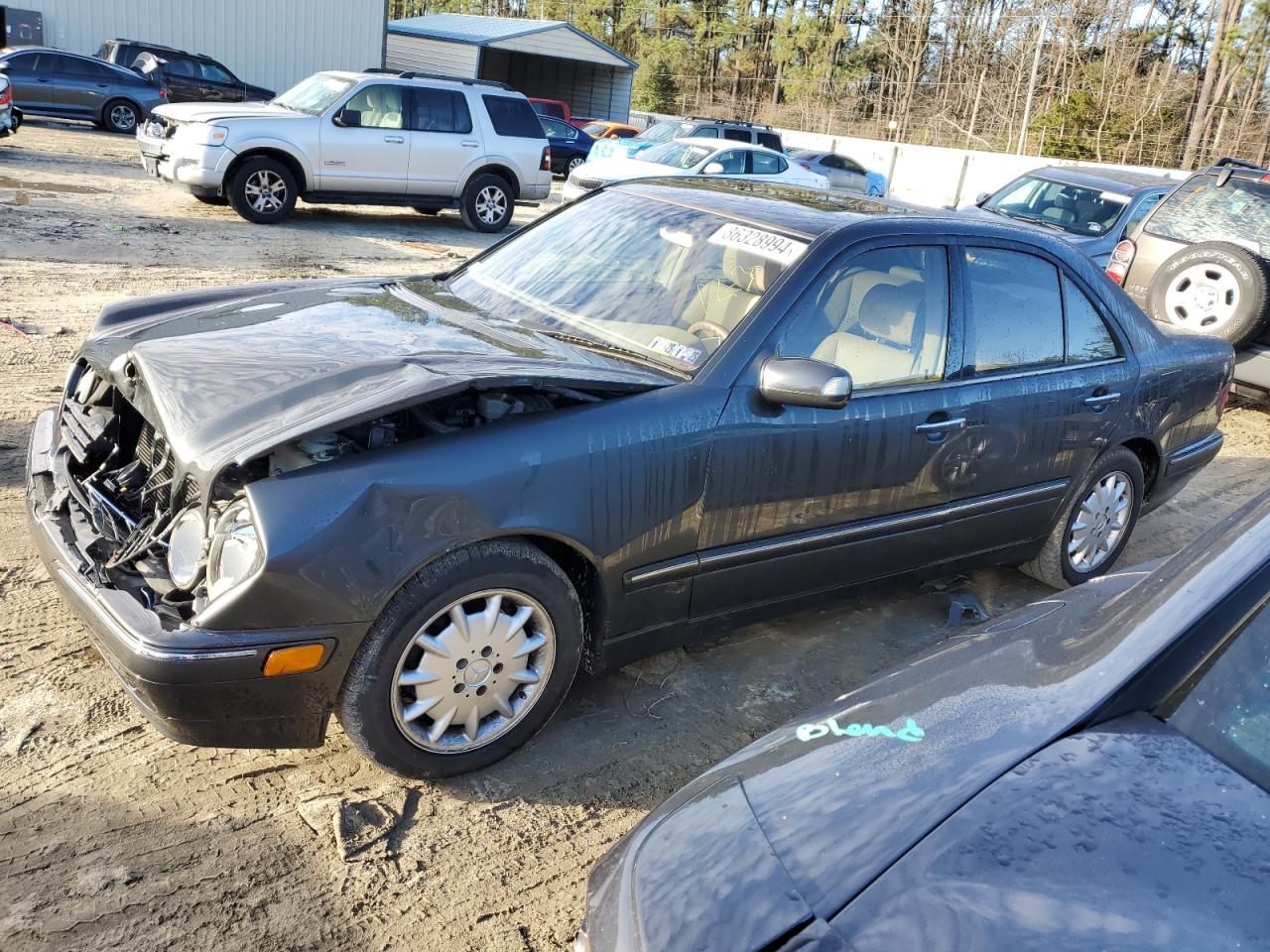 Lot #3050596109 2001 MERCEDES-BENZ E 320