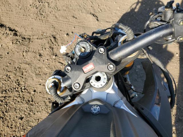 2020 APRILIA TUONO V4 ZD4KGUA17LS000433