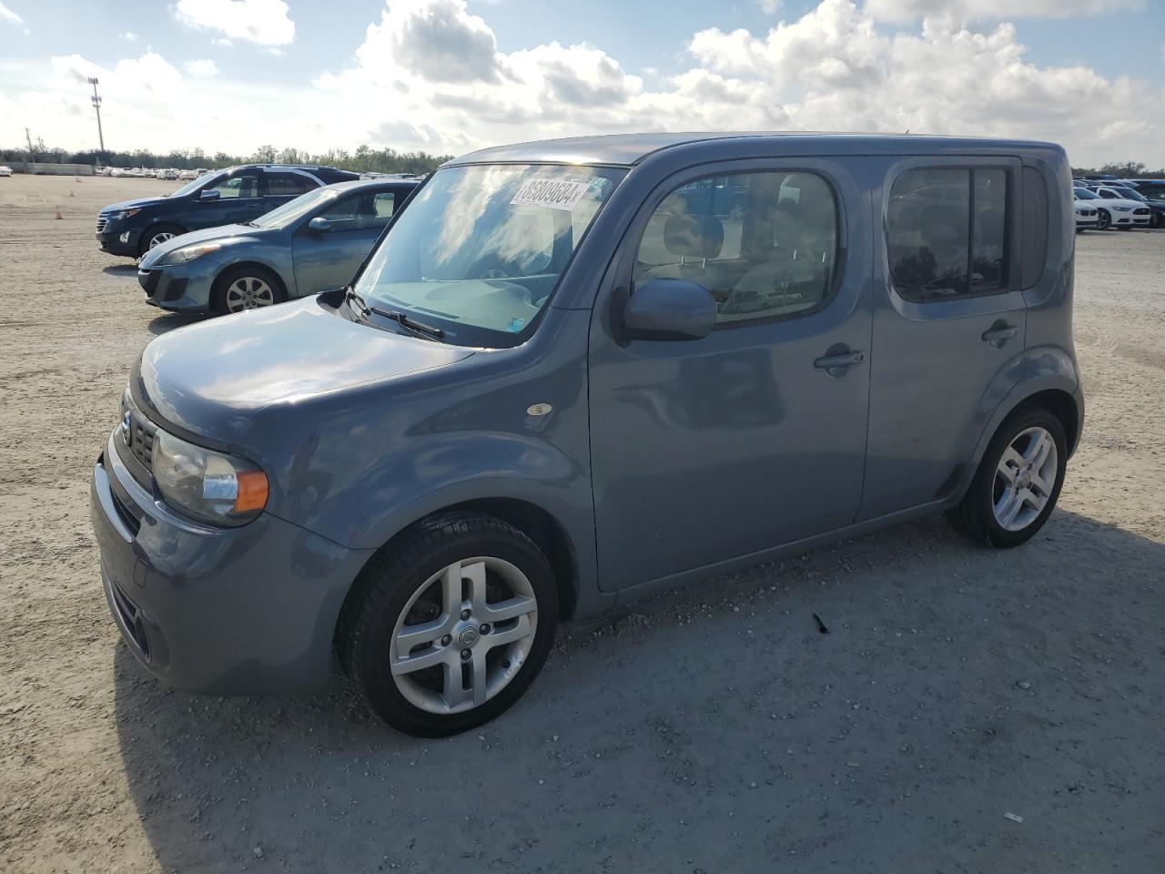  Salvage Nissan cube