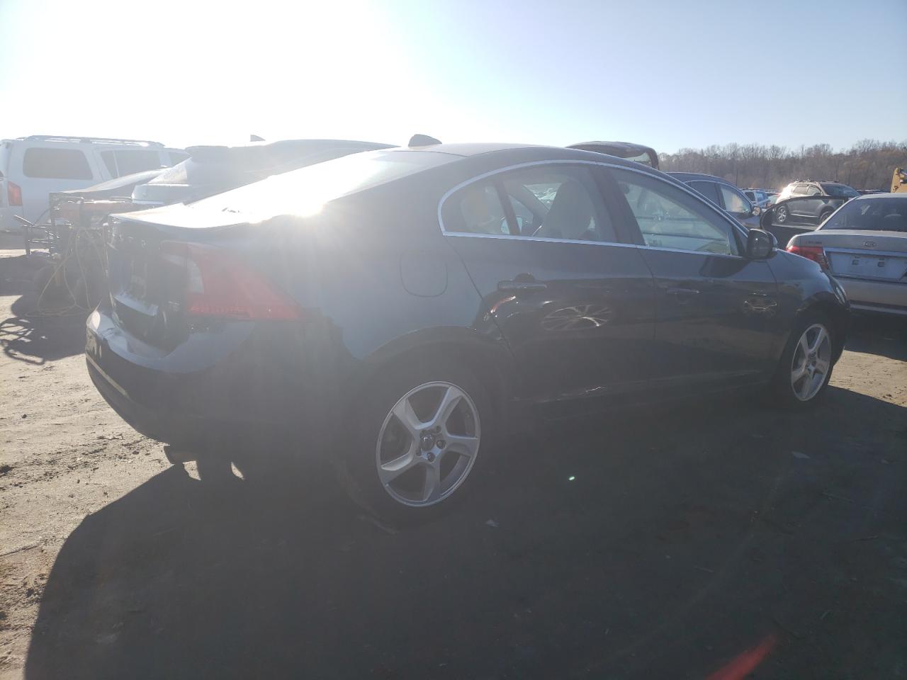 Lot #3024935419 2012 VOLVO S60 T5