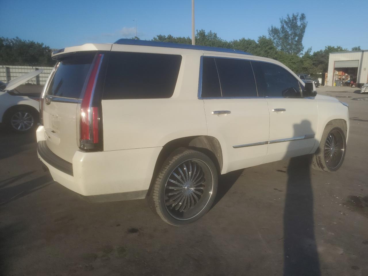 Lot #3029424693 2015 CADILLAC ESCALADE P