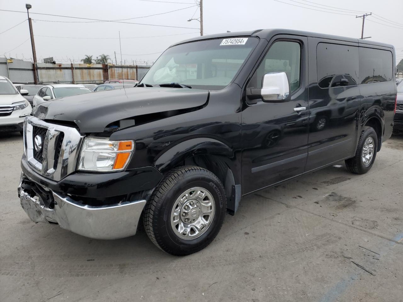 Lot #3036925733 2017 NISSAN NV 3500 S