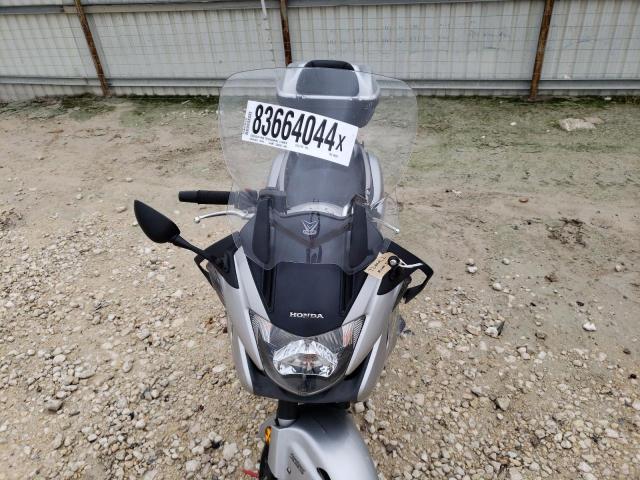 2010 HONDA NT700 VA - VTMRC5258AE000202