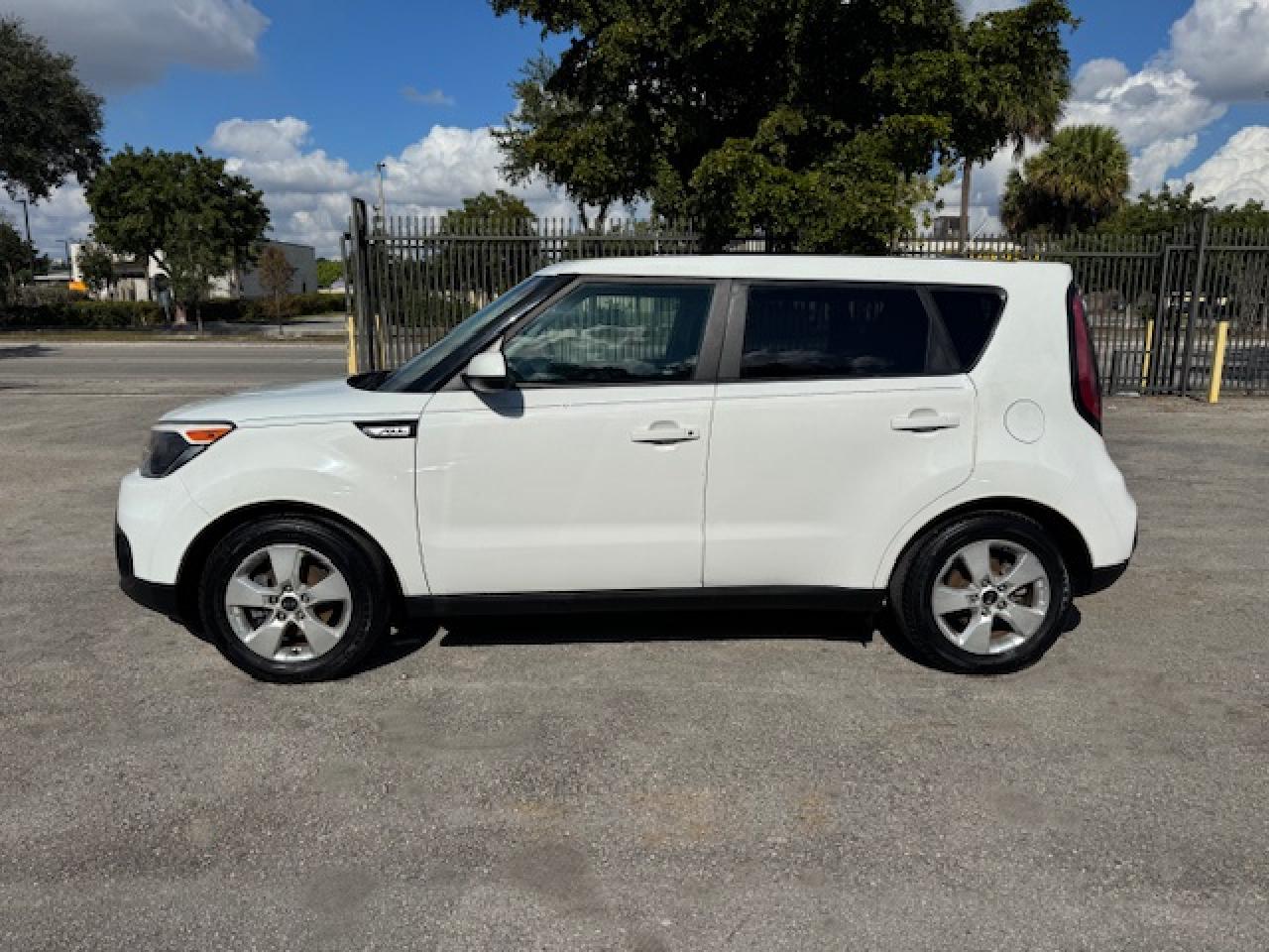 Lot #3034287101 2017 KIA SOUL