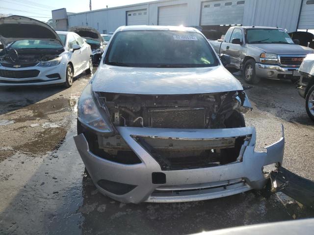 VIN 3N1CN7AP6FL942300 2015 NISSAN VERSA no.5