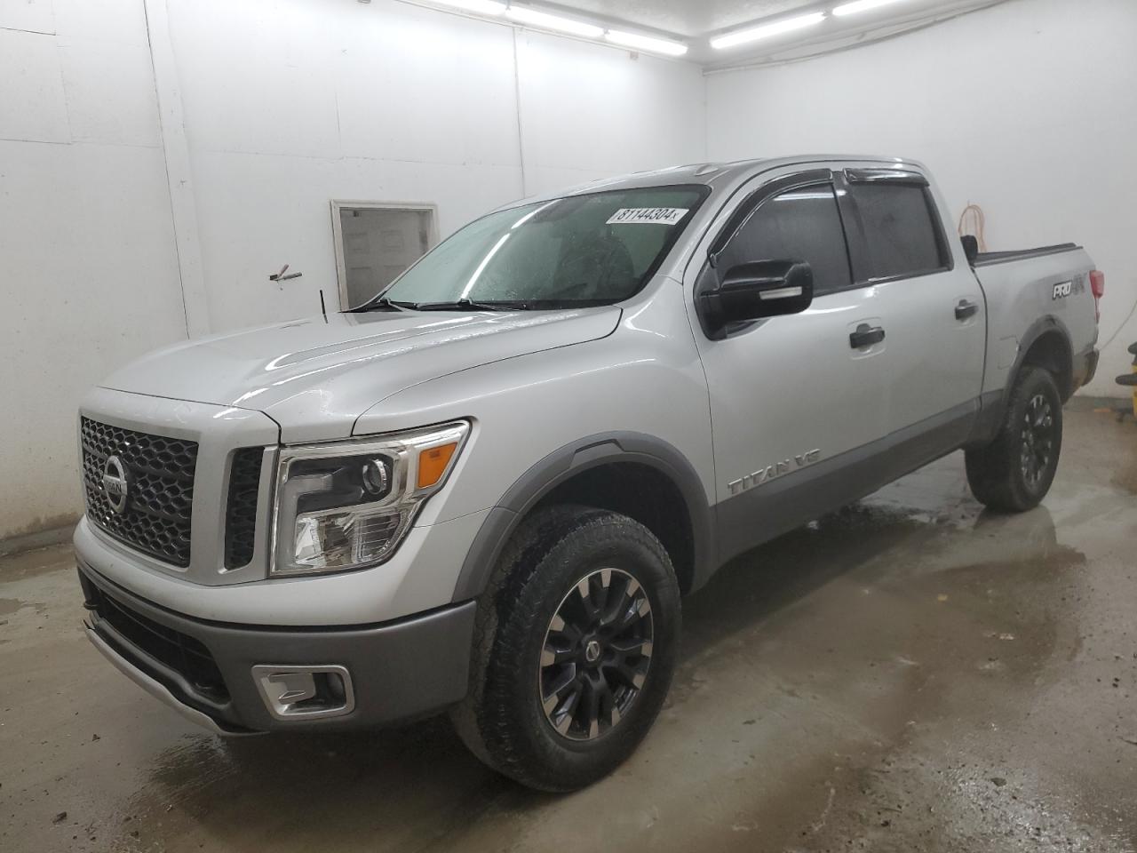 Lot #3028580938 2018 NISSAN TITAN SV