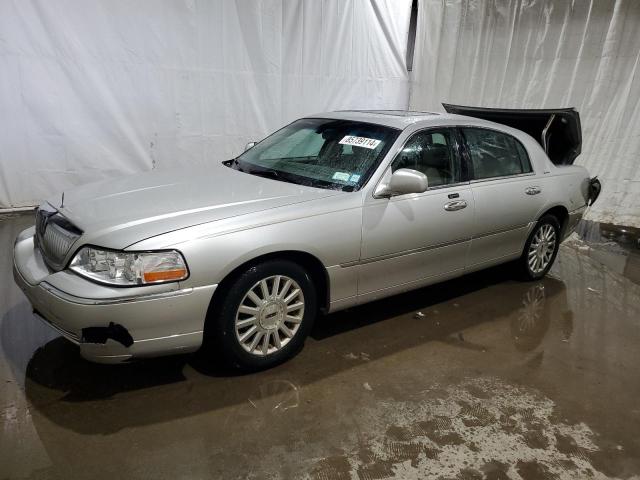 2004 LINCOLN TOWN CAR E #3036943743