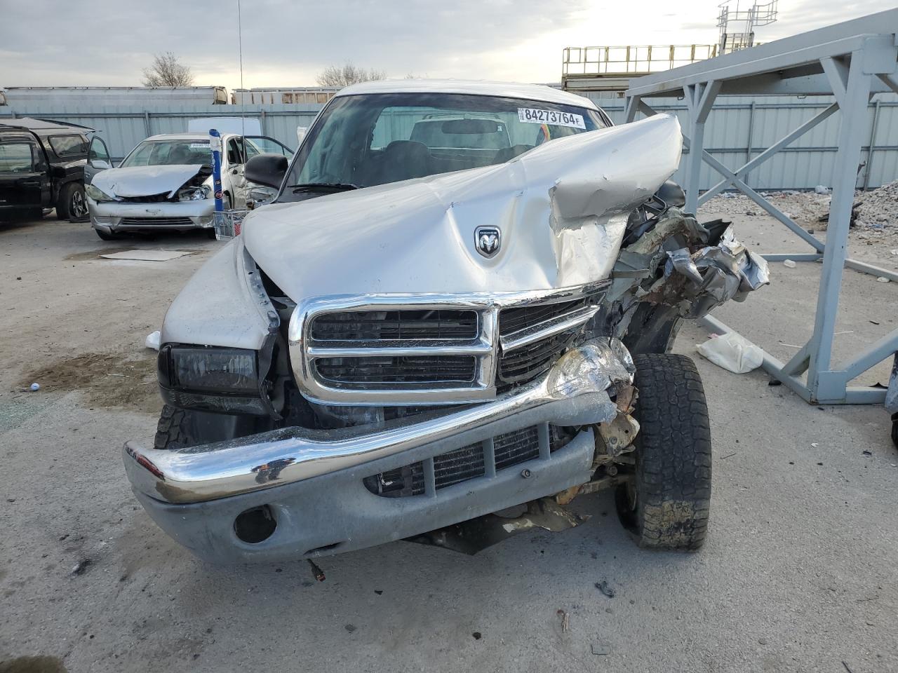 Lot #3033612173 2004 DODGE DAKOTA QUA