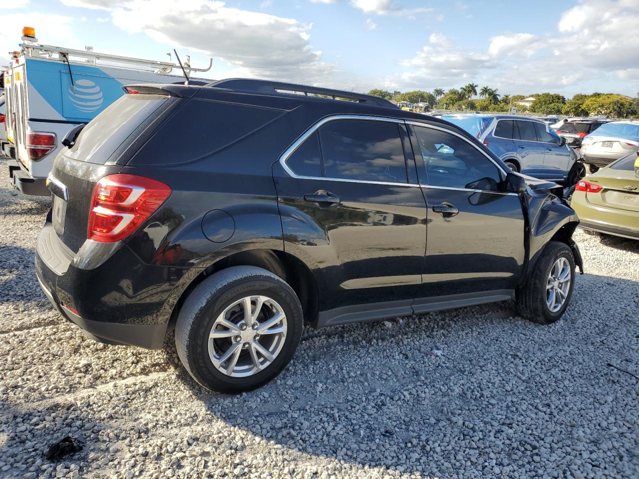 Lot #3030642097 2017 CHEVROLET EQUINOX LT