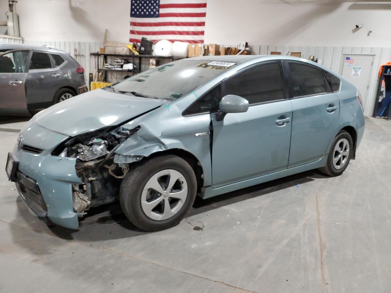  Salvage Toyota Prius