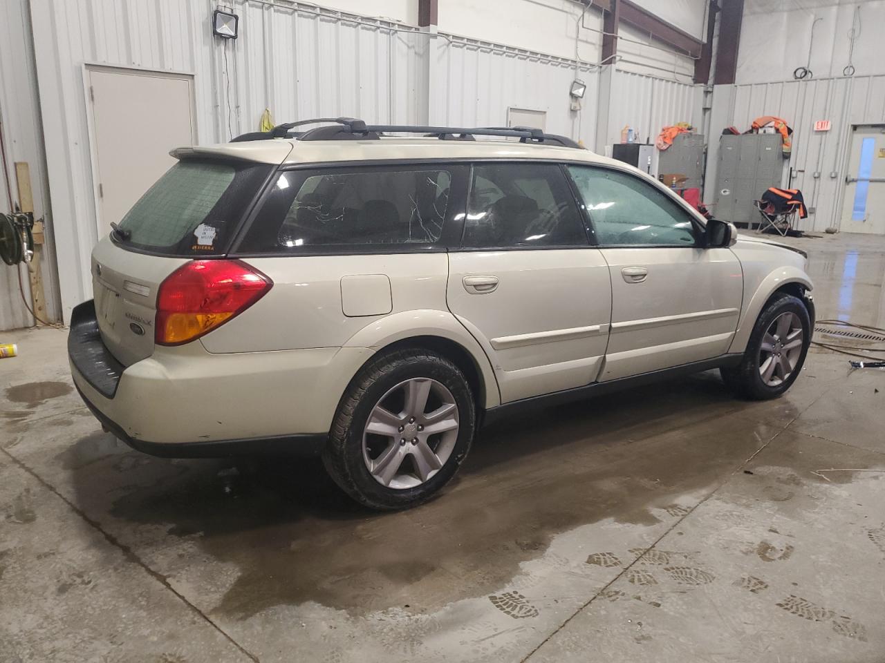 Lot #3040878161 2006 SUBARU OUTBACK OU