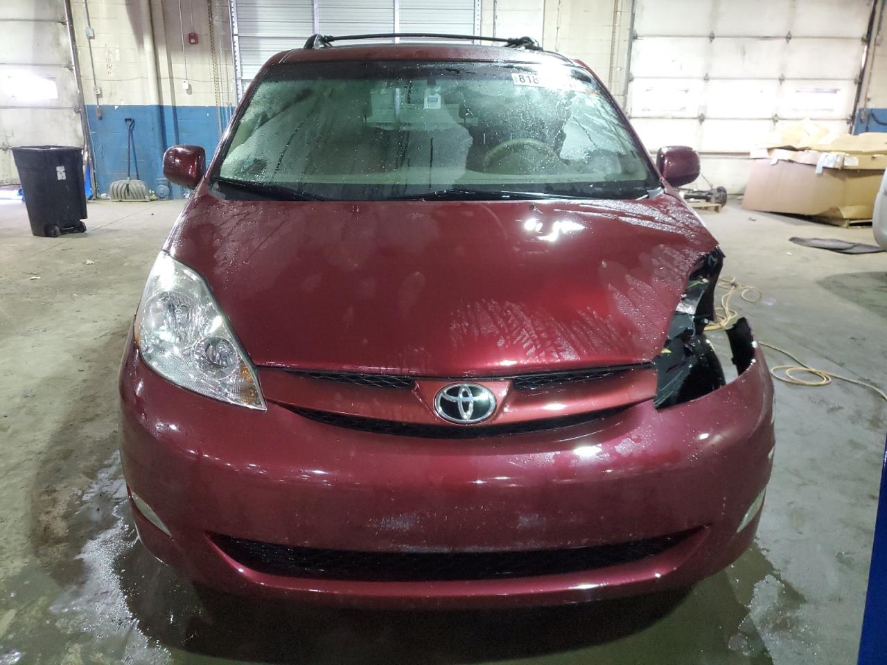 Lot #3024194819 2010 TOYOTA SIENNA XLE