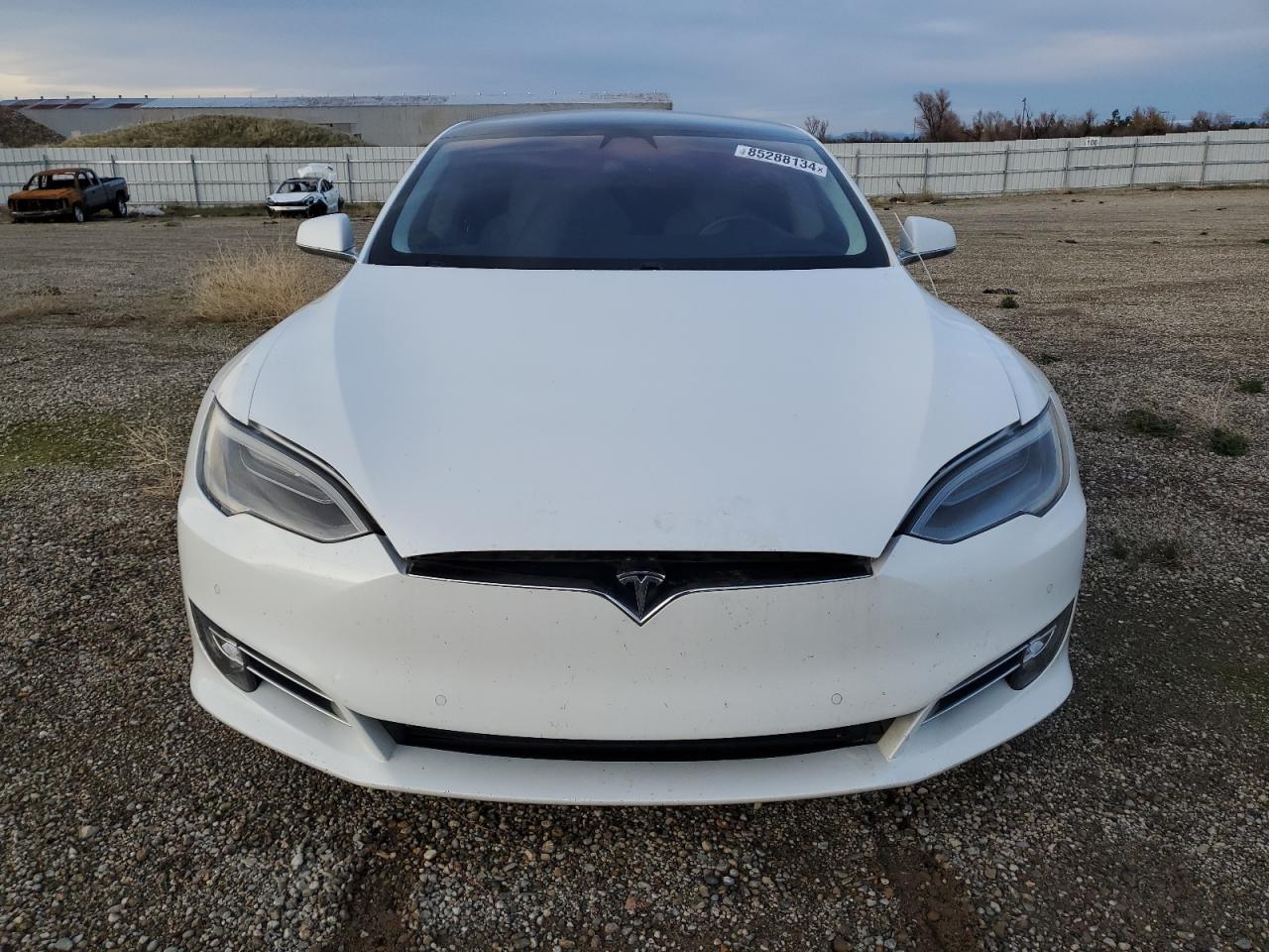 Lot #3028419238 2017 TESLA MODEL S