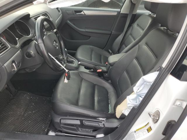 2018 VOLKSWAGEN JETTA SE - 3VWDB7AJ0JM206118