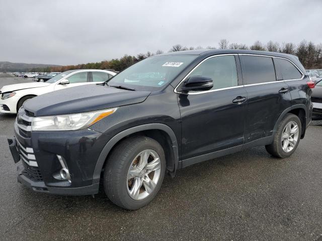 TOYOTA HIGHLANDER 2019 black  gas 5TDBZRFH0KS918525 photo #1