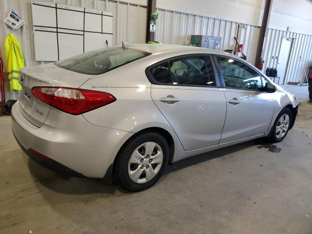 VIN KNAFK4A66G5524133 2016 KIA FORTE no.3