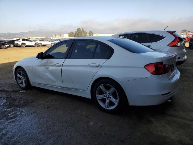 VIN WBA3C1C51FK118795 2015 BMW 3 SERIES no.2